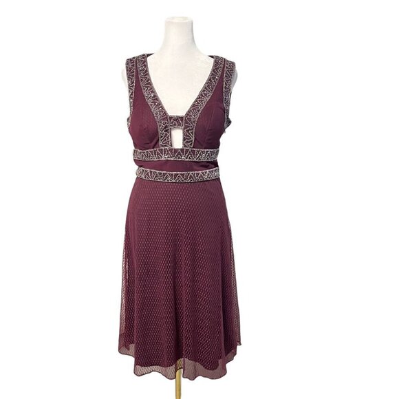 J Kara Beaded Burgundy Overlay Cocktail Evening Prom Homecoming Dress Size 4 - Picture 1 of 8